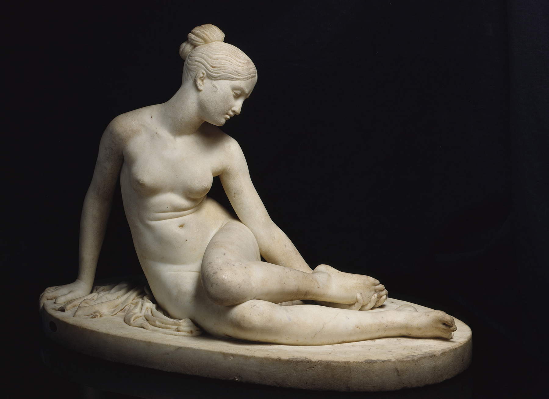 Lorenzo Bartolini, Ninfa dello scorpione (1844-1850; marmo, 53 x 71 x 42 cm; Prato, Palazzo Alberti)