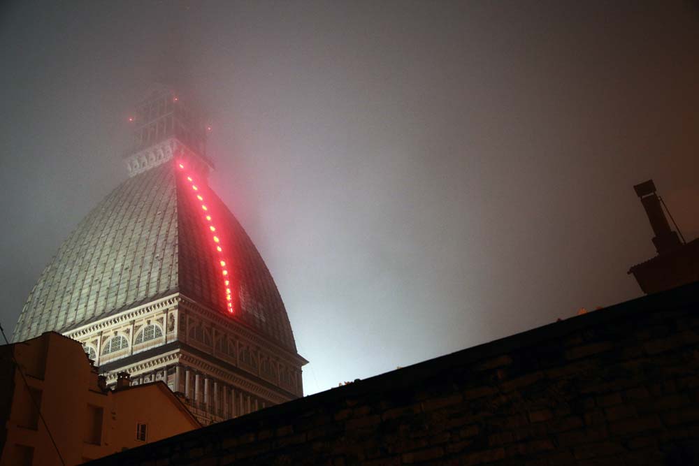Mario Merz, Il volo dei Numeri &copy; Luci d&rsquo;Artista - foto di Max Chicco