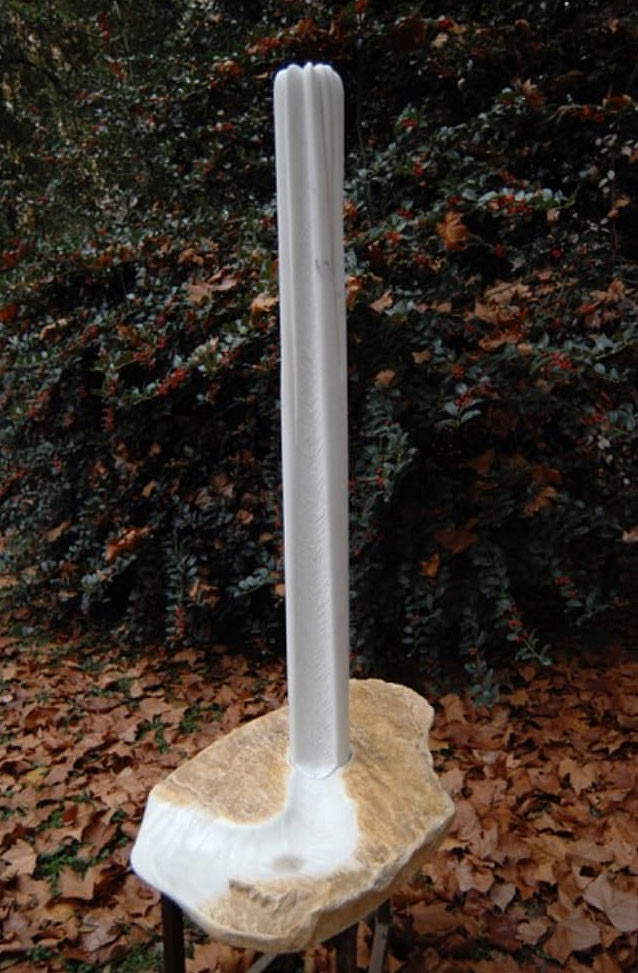 Maki Nakamura, Pathway (s.d. ; marbre statuaire, 137 x 83 x 61 cm)