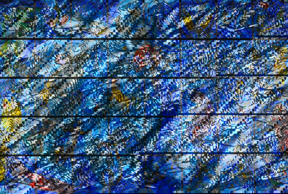 Marc Chagall, Das Friedensfenster (1964; Glas; New York, Gebäude der Vereinten Nationen) Marc Chagall, Das Friedensfenster (1964; Glas; New York, Gebäude der Vereinten Nationen)