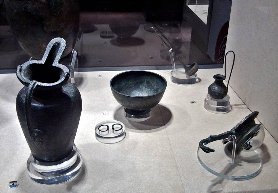 The Archaeological Museum of Roccagloriosa The Archaeological Museum of Roccagloriosa