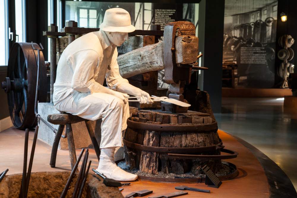 Le musée Maniago de l'art manufacturier et de la coutellerie: la tradition partagée devient récit 
