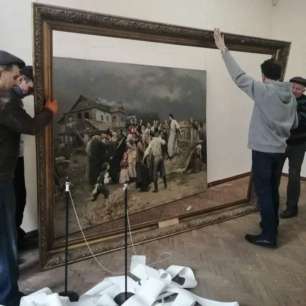 Ukraine, Kharkiv Art Museum damaged. But the works are safe