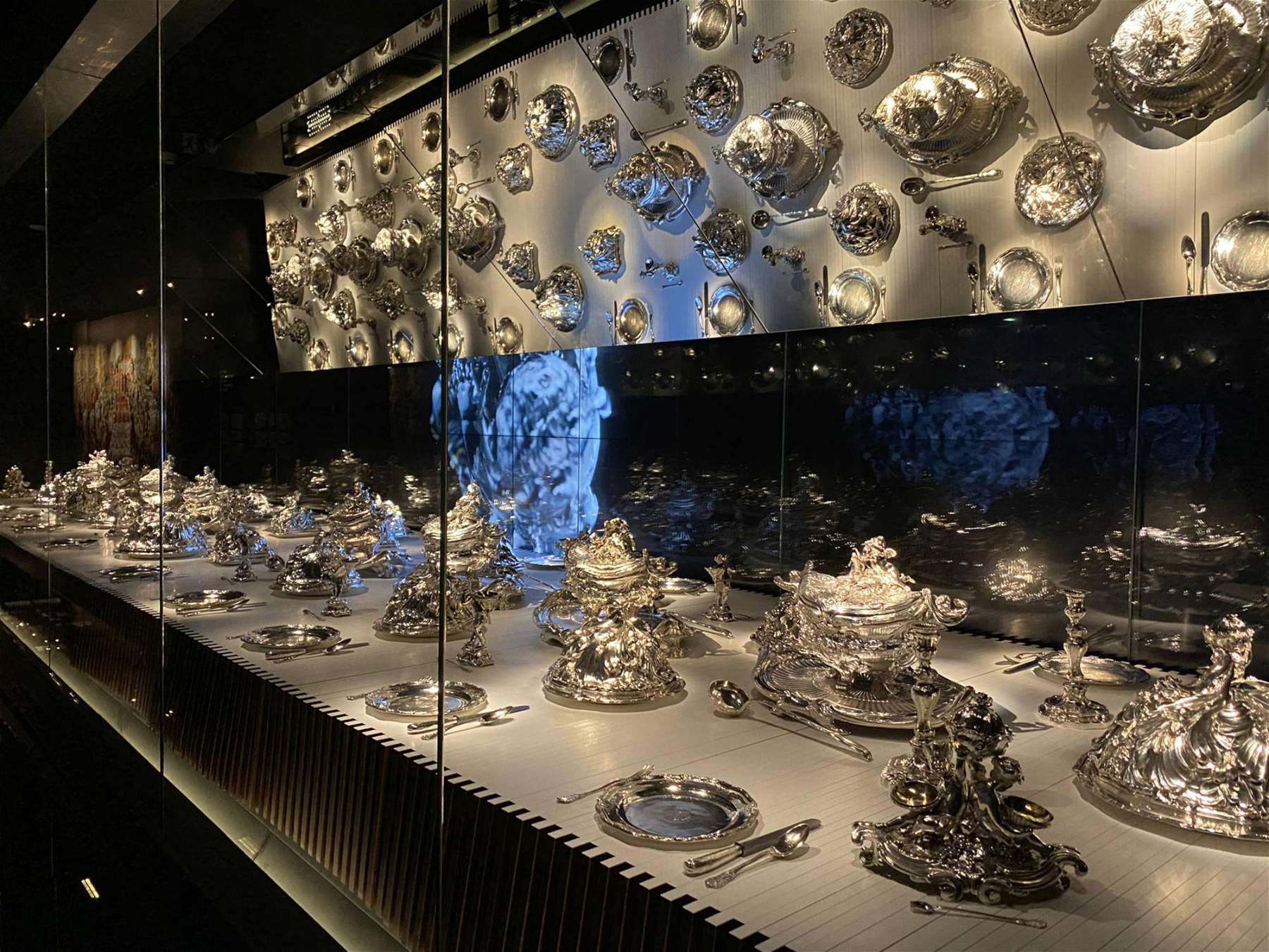 Lisbon, opens brand new Museu do Tesouro Reale, with Portugal's Crown Jewels