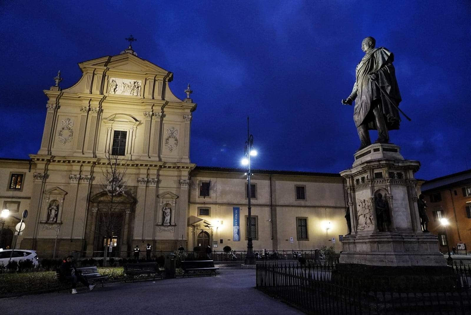 Florence, new lighting in San Marco square completed