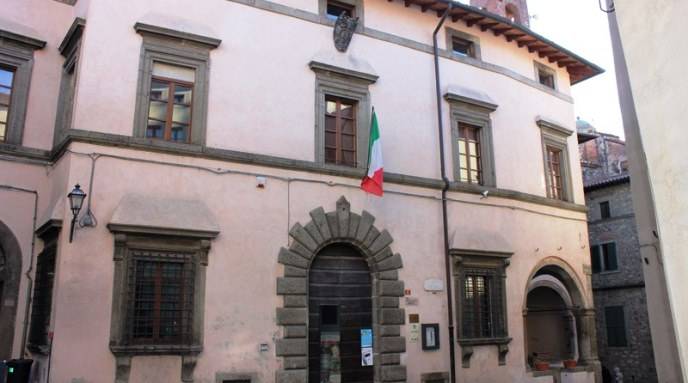 Palazzo Nerucci a Castel del Piano Palazzo Nerucci a Castel del Piano