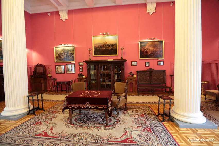 Sala di Palazzo Rumyantsev-Paskevič. Foto di Alexandr Lipilin Sala di Palazzo Rumyantsev-Paskevič. Foto di Alexandr Lipilin