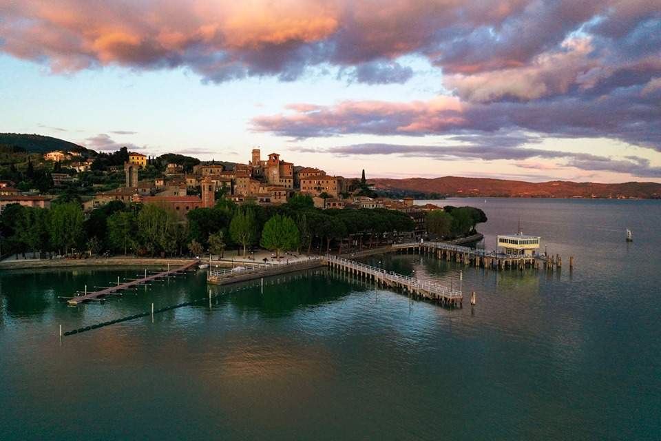 Der Trasimeno-See, was zu sehen ist: 10 Orte der Kunst 