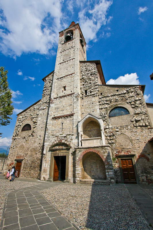 La pieve di Sant'Andrea a Iseo La pieve di Sant'Andrea a Iseo