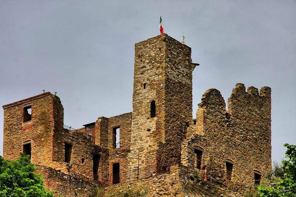 Die Rocca di Passignano sul Trasimeno. Foto Lux P Die Rocca di Passignano sul Trasimeno. Foto Lux P