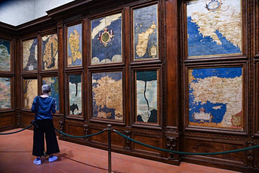 Florence, la Sala delle Carte Geografiche rouvre ses portes après un an de restauration 