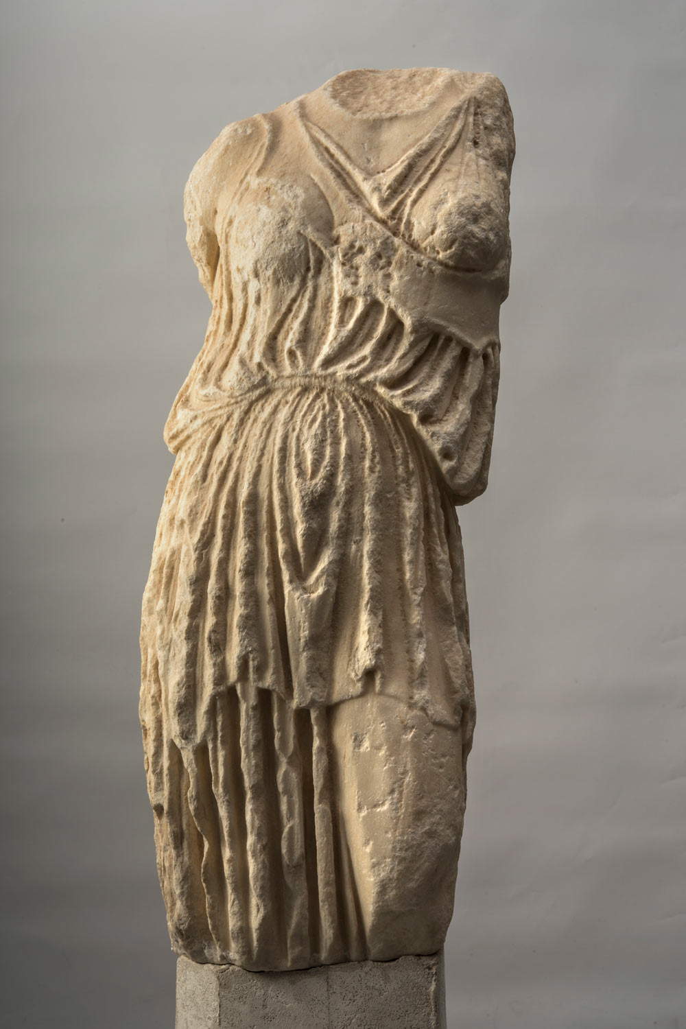 The statue of Athena (Akr. 3027) The statue of Athena (Akr. 3027)