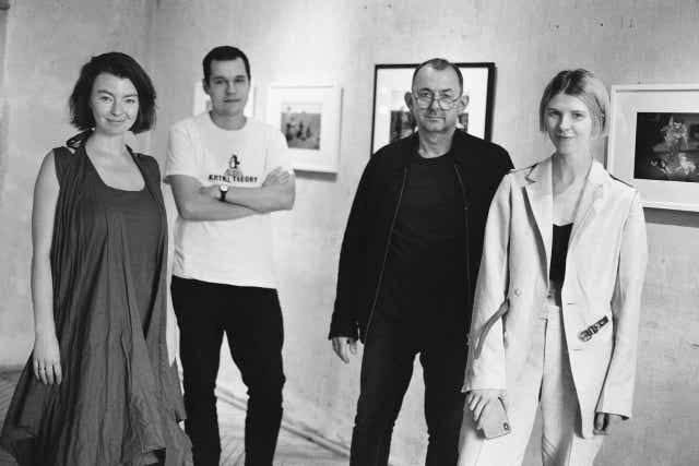 Le drame de l'équipe du pavillon ukrainien à la Biennale, travaillant sous les bombes