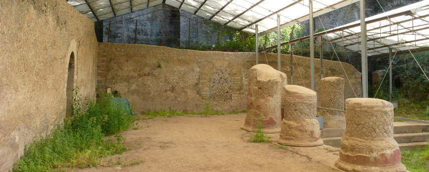 Der Tempel der Diana. Fotos Besuch Castelli Romani Der Tempel der Diana. Fotos Besuch Castelli Romani