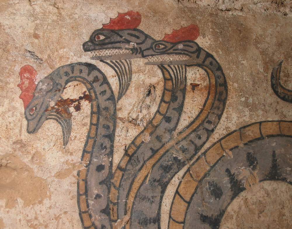 Real and fantastic animals in the lands of Siena: itinerary to discover the Sienese bestiary
