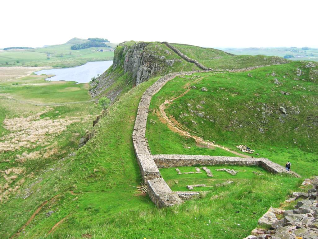 Hadrian's Wall threatened by climate change. The excavation director's warning.