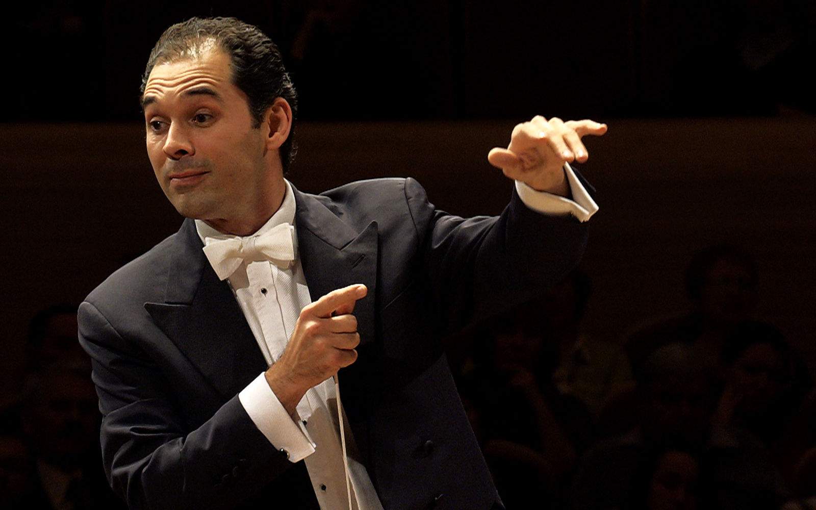 Moscow, Bolshoi director resigns. We musicians are ambassadors of peace
