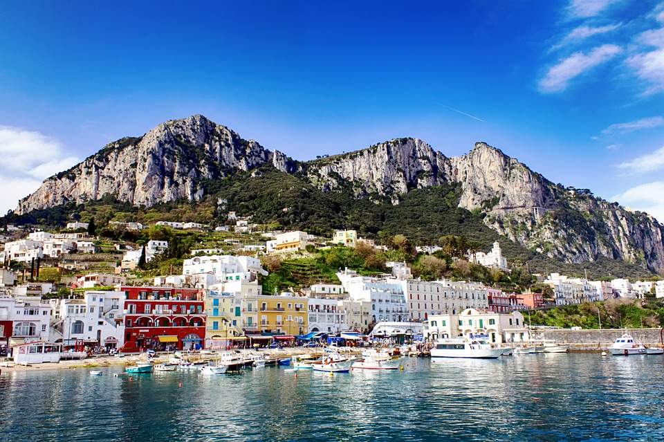 Capri, was man sehen muss: die 10 wichtigsten Sehenswürdigkeiten der Insel