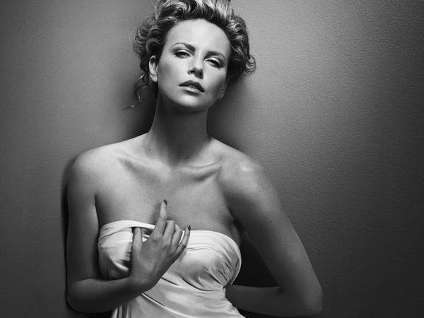 Milan, Vincent Peters' shots of the world of stars and celebrities on display at Palazzo Reale