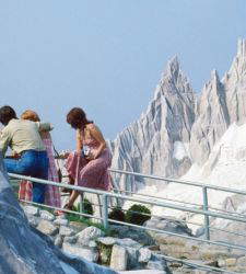 Italia en miniatura en las fotografías de Luigi Ghirri. Reunidos por primera vez en Reggio Emilia 