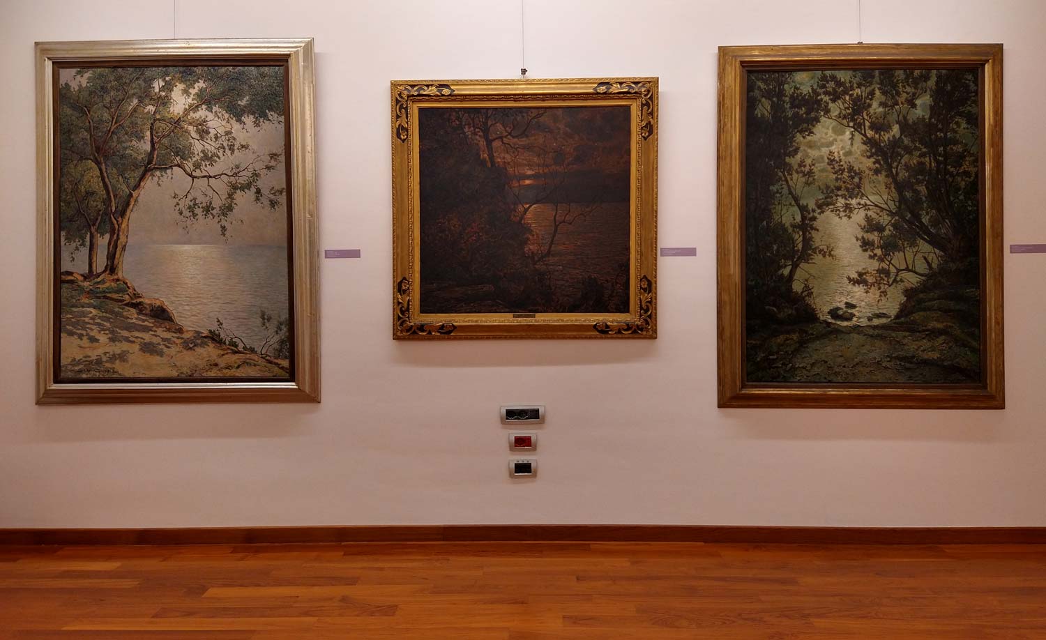 Einrichtung der Ausstellung La beata riva. Gino Romiti und der Spiritismus in Livorno Einrichtung der Ausstellung La beata riva. Gino Romiti und der Spiritismus in Livorno