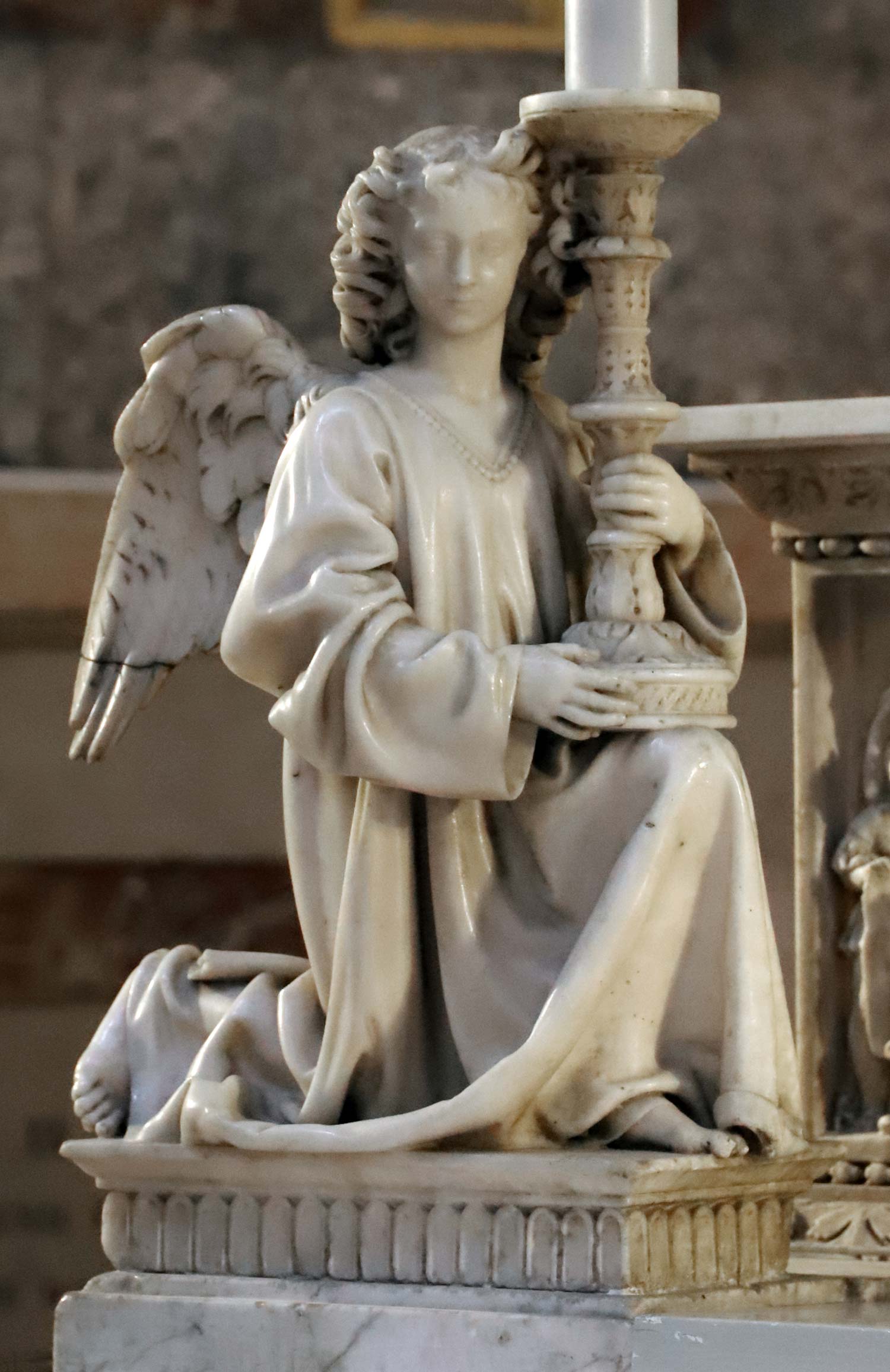 Niccolò dell'Arca, Angelo reggicandelabro (1469-1473). Foto: Francesco Bini Niccolò dell'Arca, Angelo reggicandelabro (1469-1473). Foto: Francesco Bini