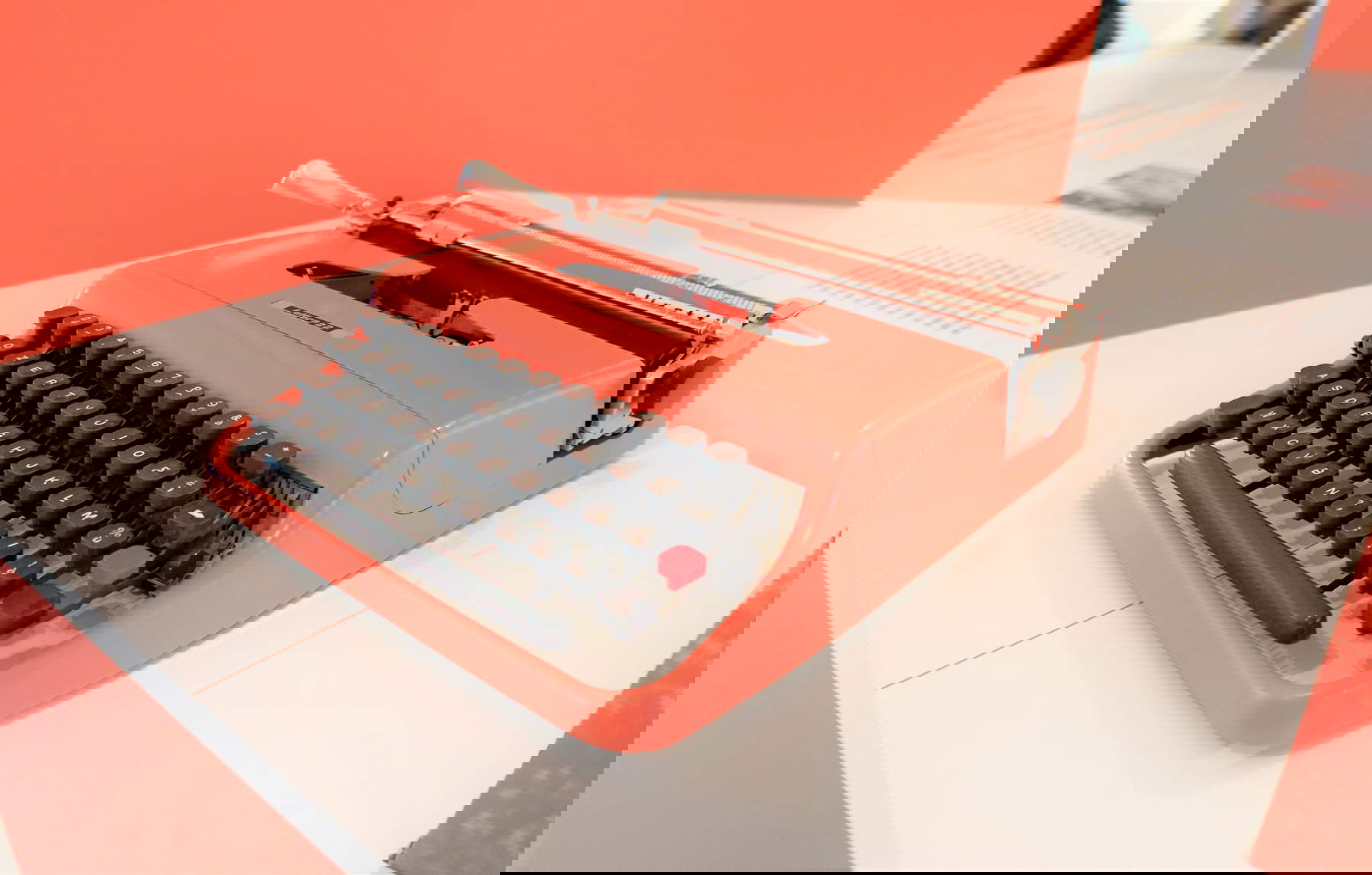 Una Lettera 22 rosa. Foto: Archivio Storico Olivetti Una Lettera 22 rosa. Foto: Archivio Storico Olivetti