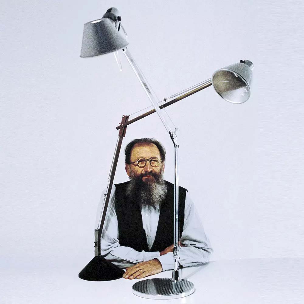 Michele De Lucchi con Tolomeo Michele De Lucchi con Tolomeo