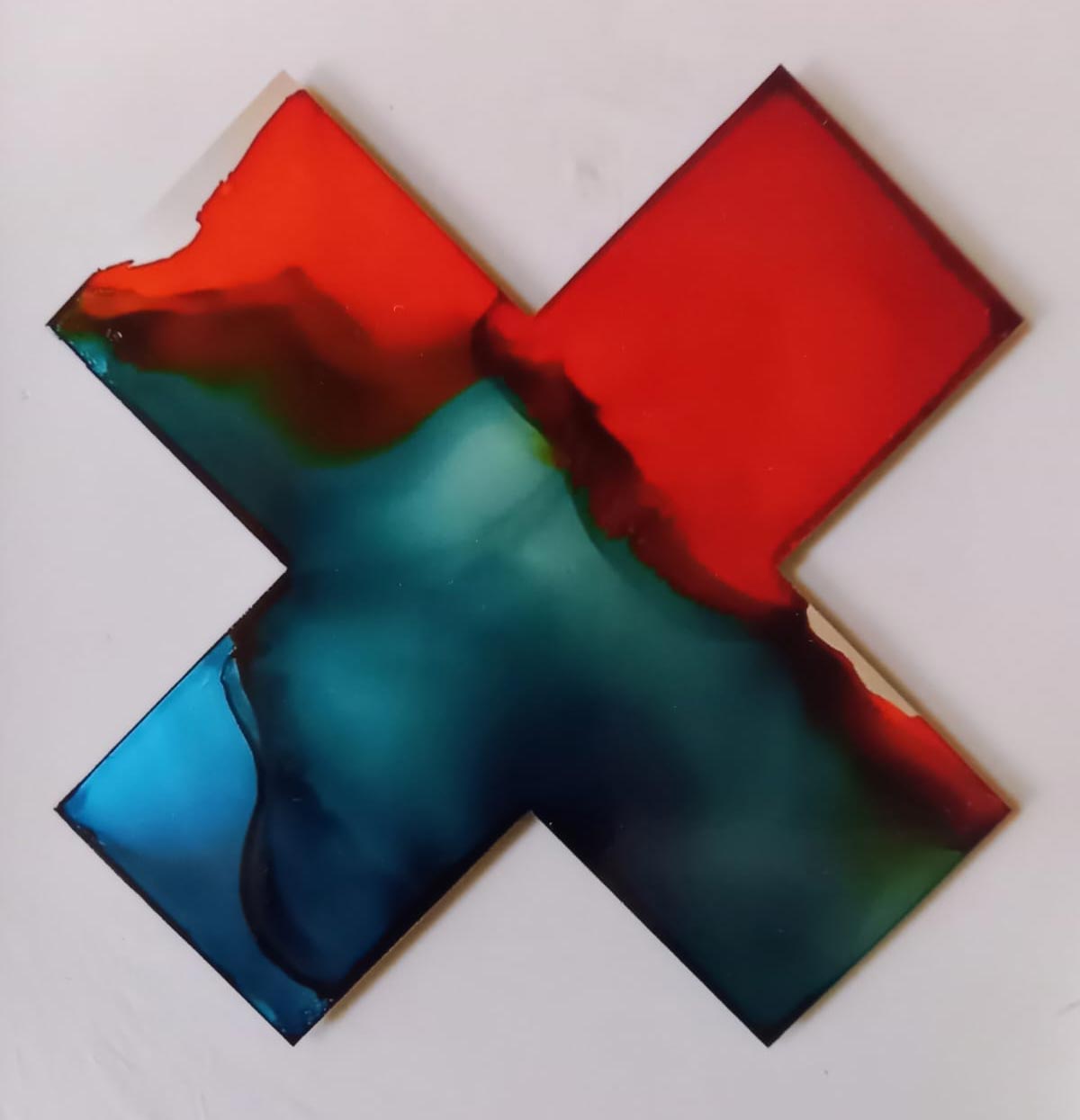 Maurizio Faleni, Osmosis 29/21 (técnica mixta sobre aluminio, 60 x 60 cm) Maurizio Faleni, Osmosis 29/21 (técnica mixta sobre aluminio, 60 x 60 cm)