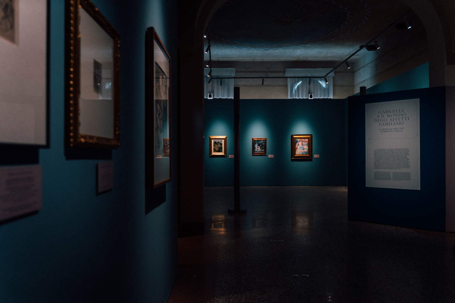 L'aménagement des expositions Renoir. L'aube d'un nouveau classicisme