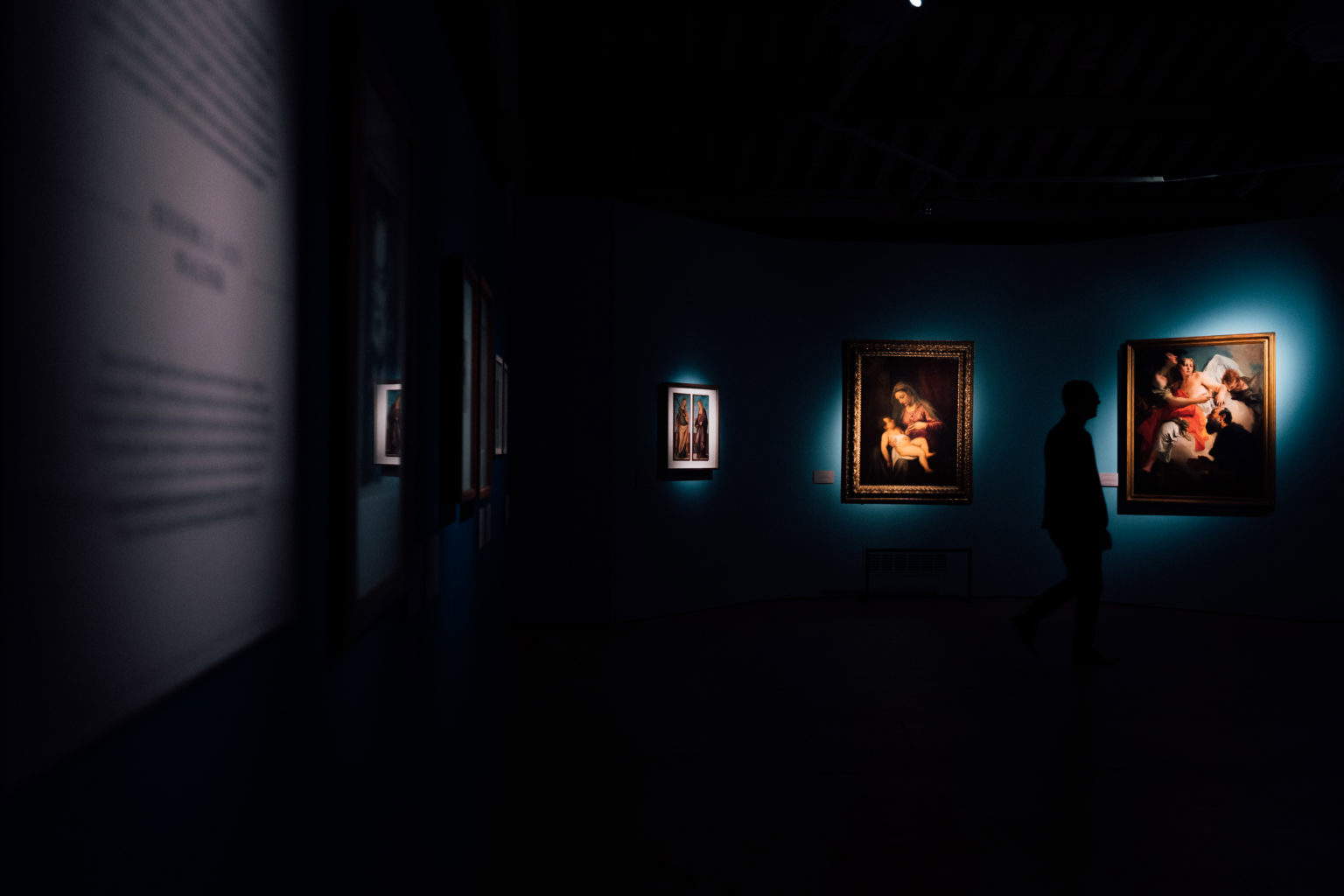 L'aménagement des expositions Renoir. L'aube d'un nouveau classicisme