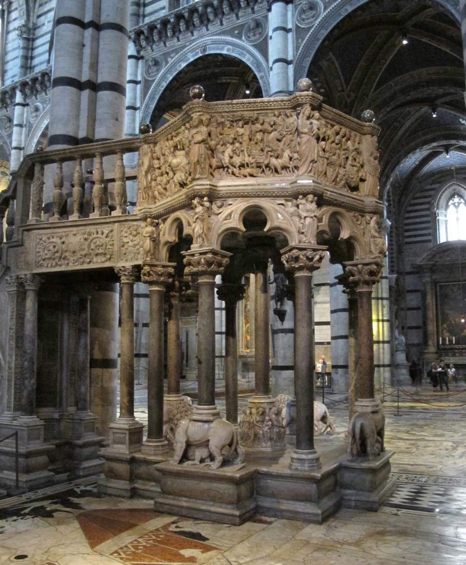 Nicola Pisano, Púlpito de la Catedral de Siena (1265-1268 cm; mármol, altura 460 cm; Siena, Catedral) Nicola Pisano, Púlpito de la Catedral de Siena (1265-1268 cm; mármol, altura 460 cm; Siena, Catedral)