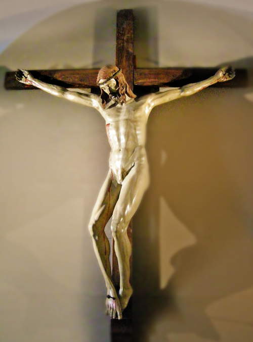 Filippo Brunelleschi, Kruzifix (um 1410-1415; polychromes Holz, Höhe 170 cm; Florenz, Santa Maria Novella). Foto: Opera di Santa Maria Novella Filippo Brunelleschi, Kruzifix (um 1410-1415; polychromes Holz, Höhe 170 cm; Florenz, Santa Maria Novella). Foto: Opera di Santa Maria Novella