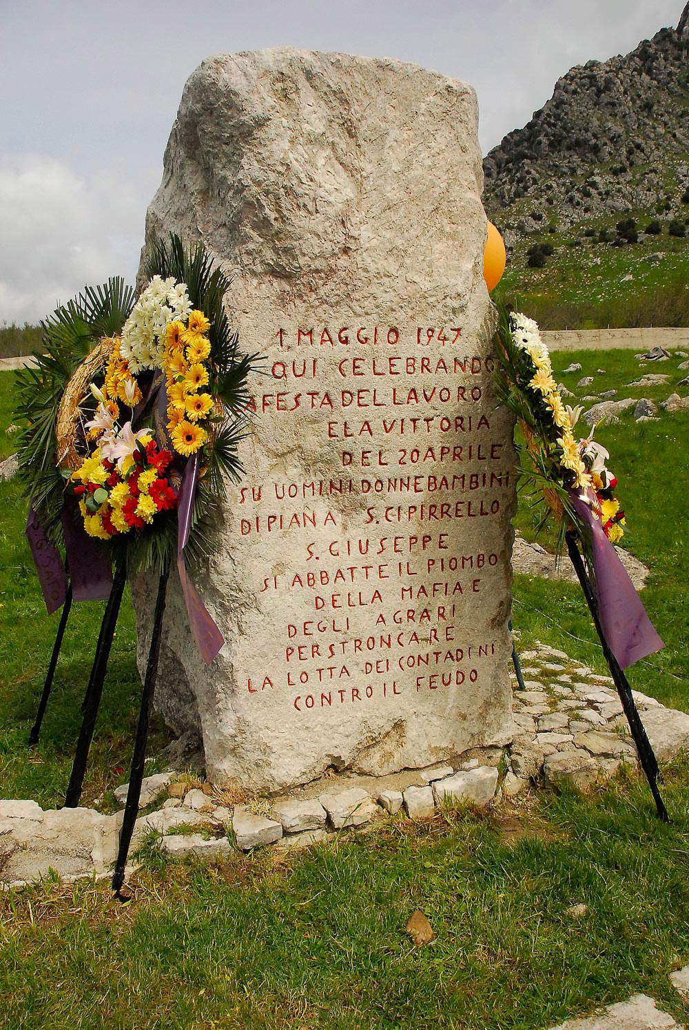 Il Memoriale antimafia di Portella della Ginestra scritta una pagina