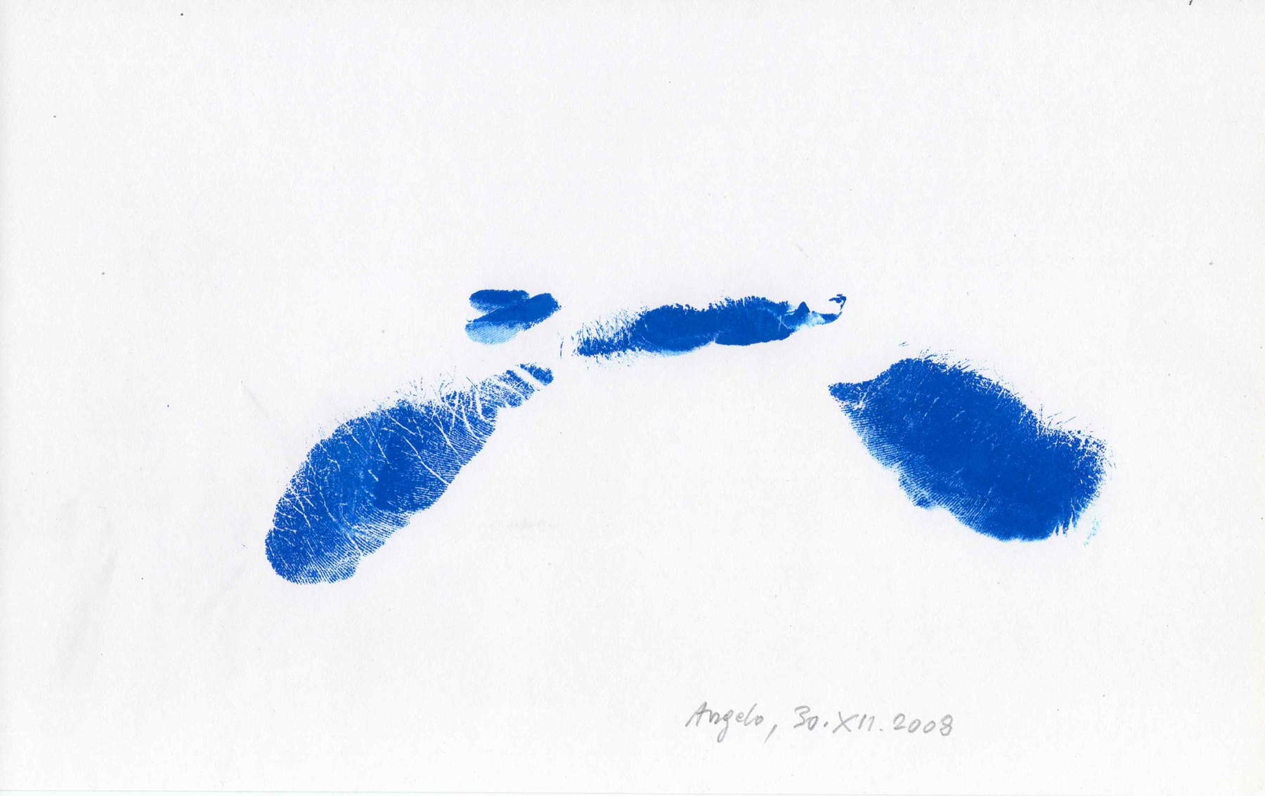 Angelo Pretolani, Sous le trottoir, il y a la plage, 30 décembre 2008, performance. Empreintes de mains avec tampon encreur sur carton, 19x30 cm. Angelo Pretolani, Sous le trottoir, il y a la plage, 30 décembre 2008, performance. Empreintes de mains avec tampon encreur sur carton, 19x30 cm.
