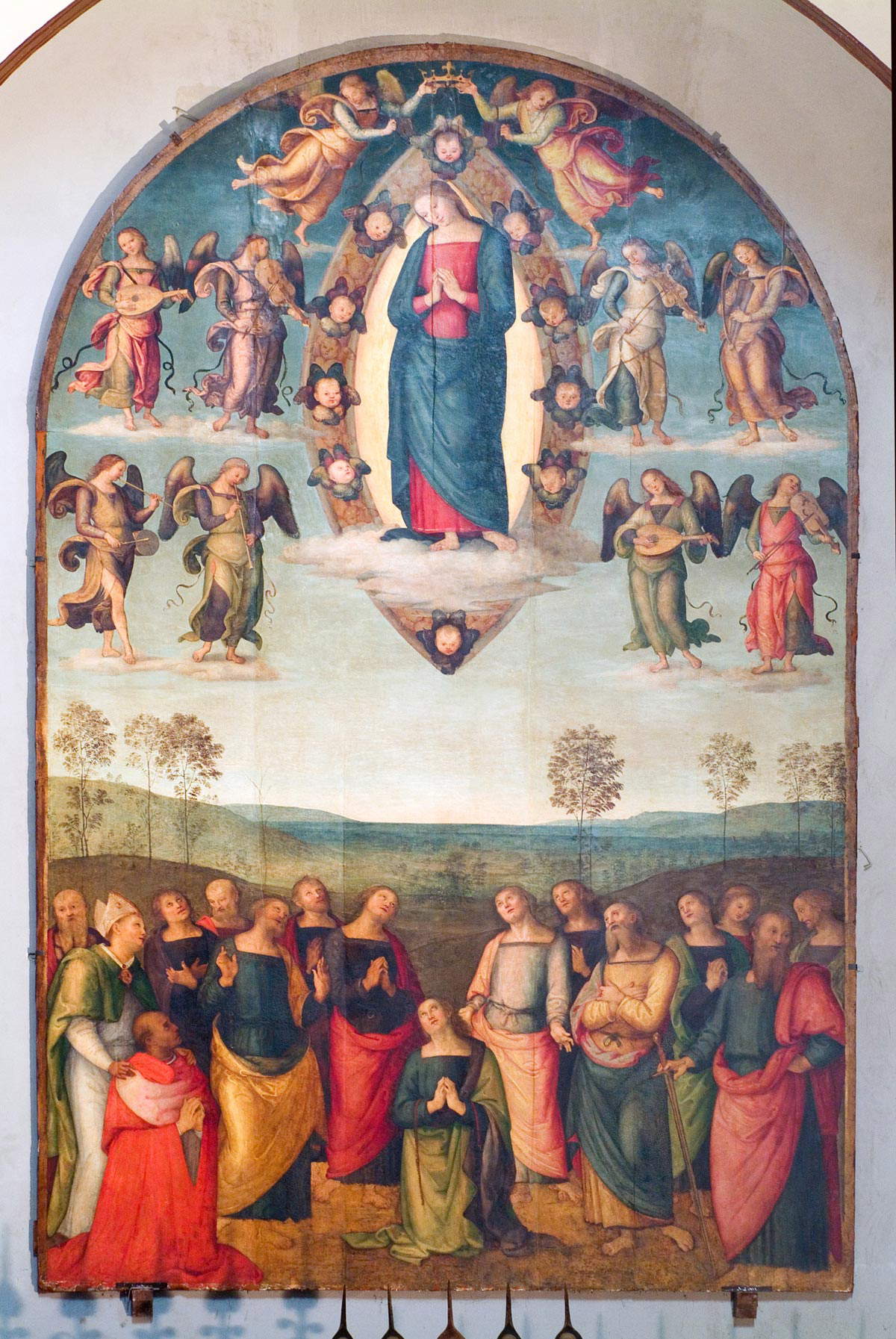 Perugino, Assumption of the Virgin with Saints and Cardinal Oliviero Carafa (1506-1509; tempera on panel, 500 x 300 cm; Naples, Duomo) Perugino, Assumption of the Virgin with Saints and Cardinal Oliviero Carafa (1506-1509; tempera on panel, 500 x 300 cm; Naples, Duomo)