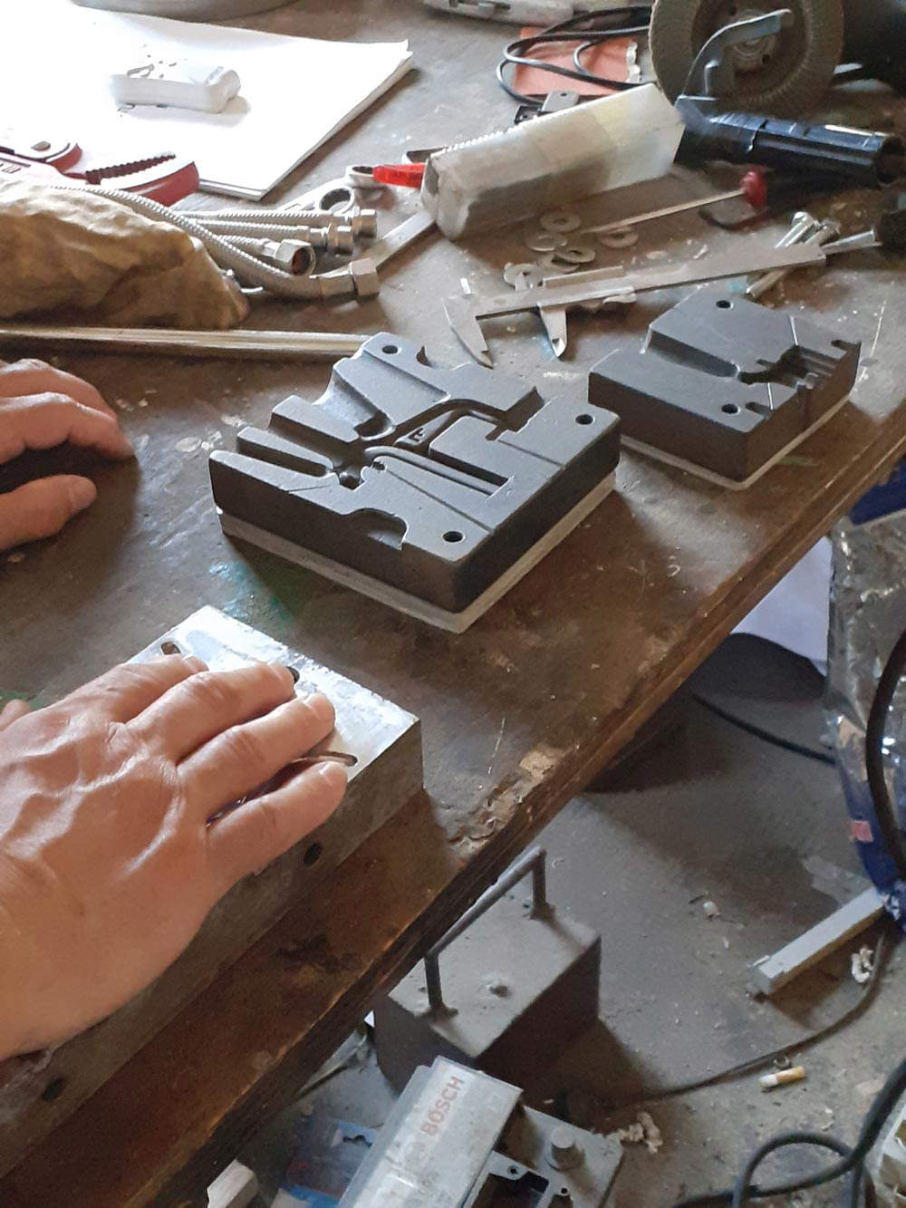 Metal casts for casting toy parts, Sensitive Cartography 2022, Cars Omegna