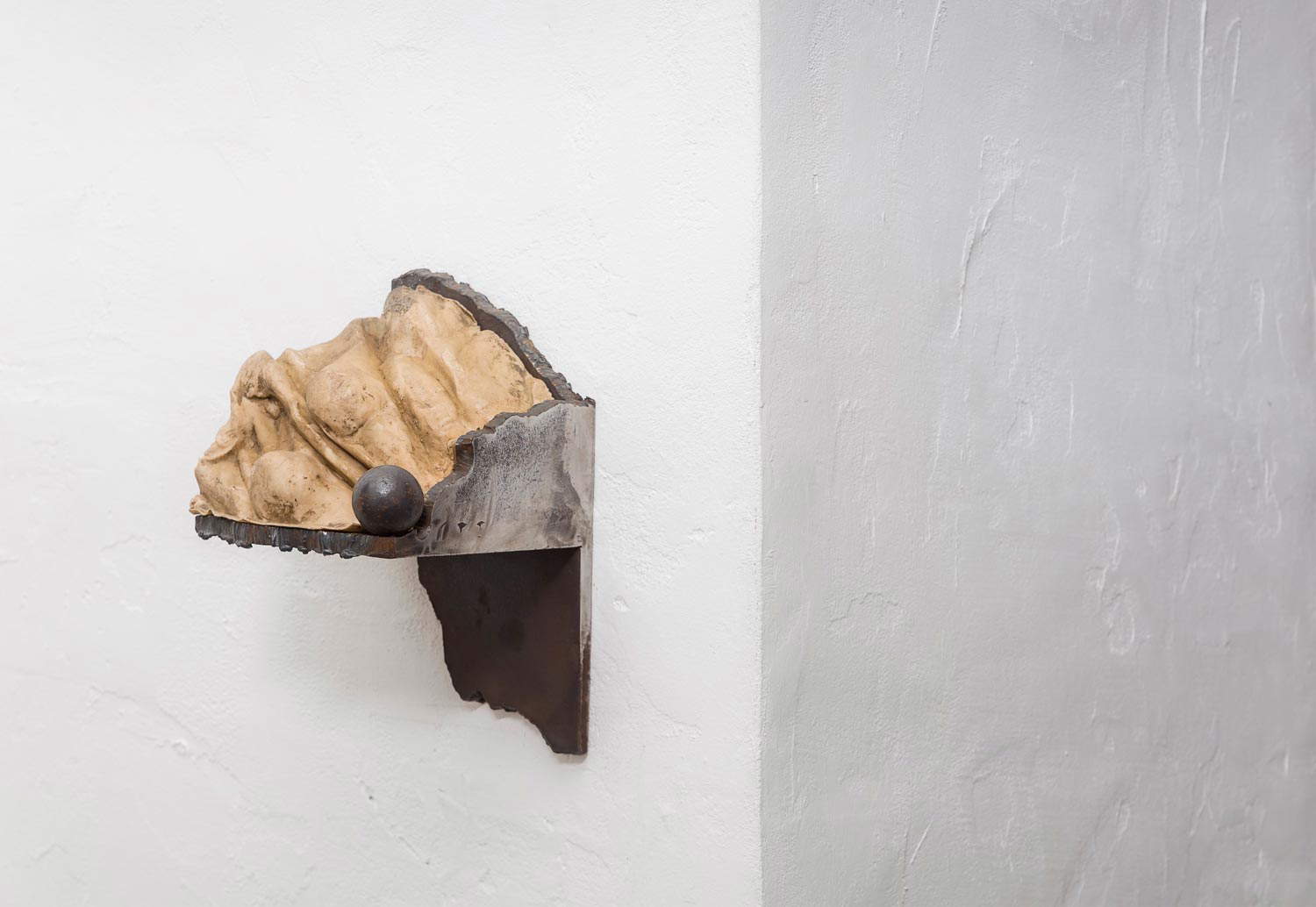 Silvia Vendramel, Carrara/La sculpture (1997; silicone and iron). Tek&eacute; Tabularasa Gallery, Carrara. Photo: Marco Paolini