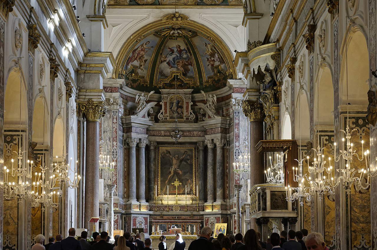Il presbiterio. Foto: Wikimedia/RaBoe Il presbiterio. Foto: Wikimedia/RaBoe
