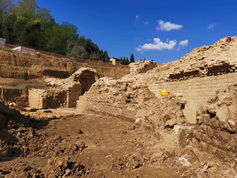 La excavación del anfiteatro de Volterra, 