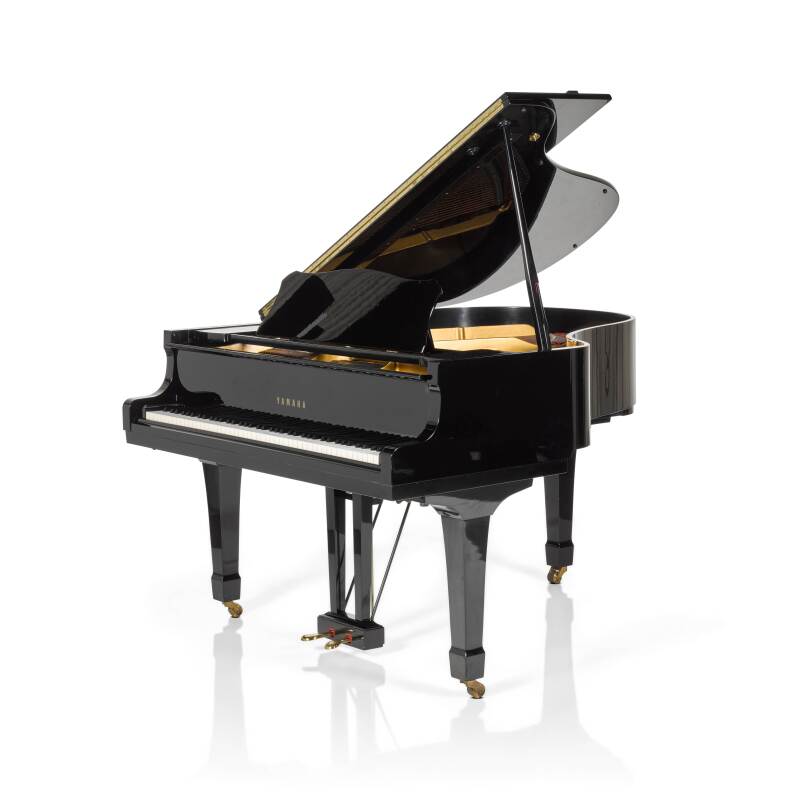 Freddie Mercury's Yamaha Piano Freddie Mercury's Yamaha Piano