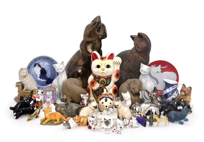 Cat sculptures Cat sculptures