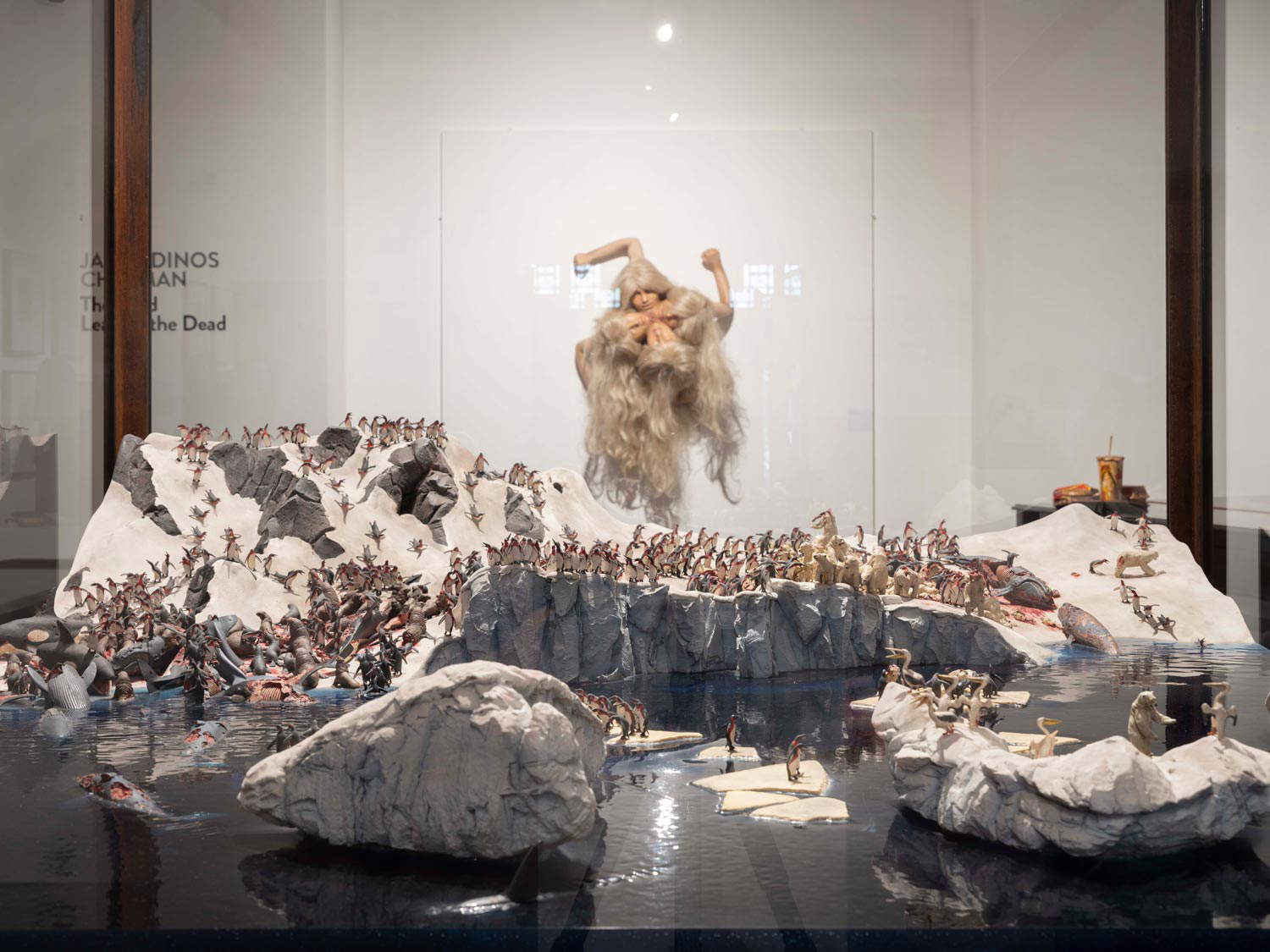 The blind leading the dead, exposition personnelle des frères Chapman