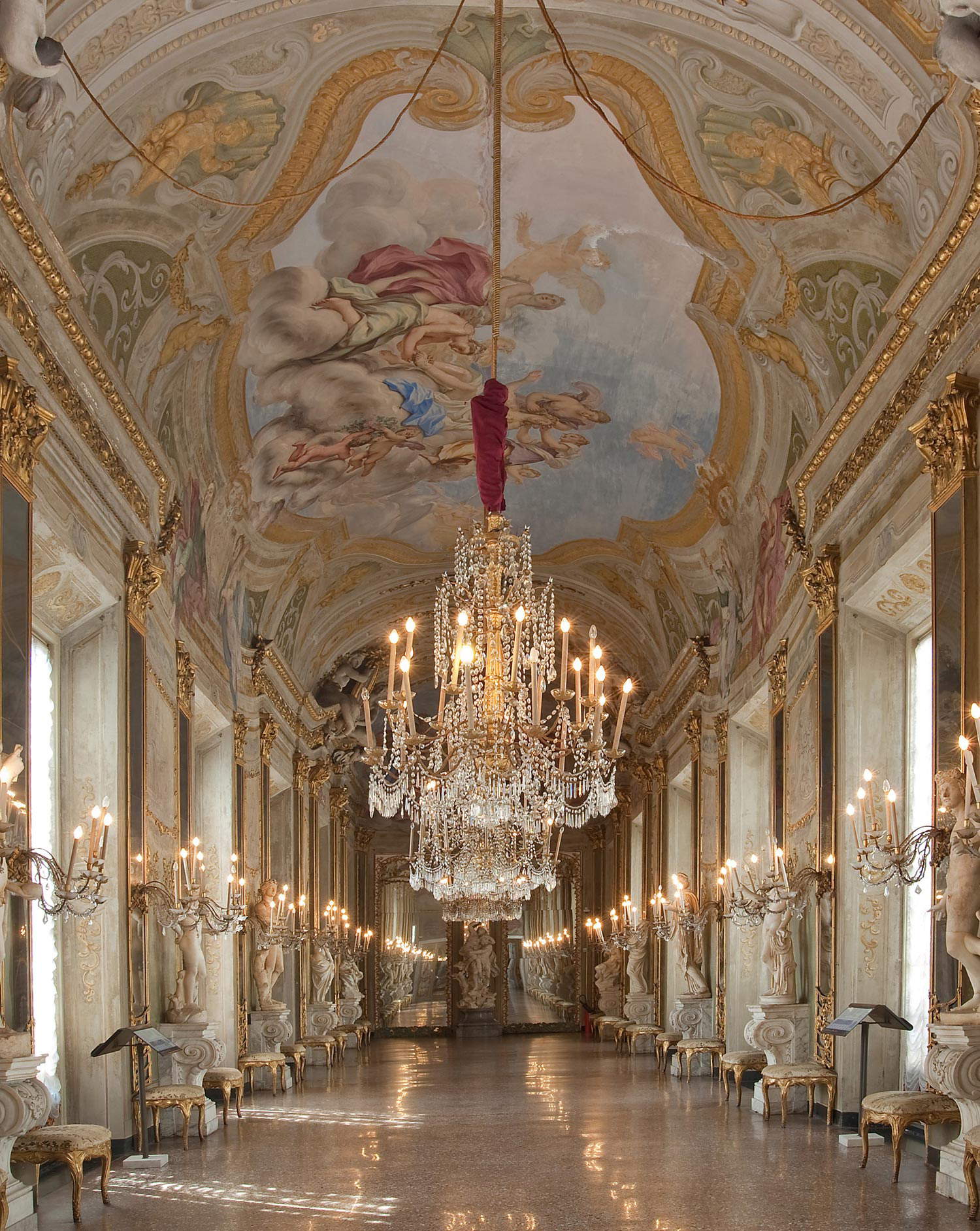 Palais royal, Galerie des miroirs