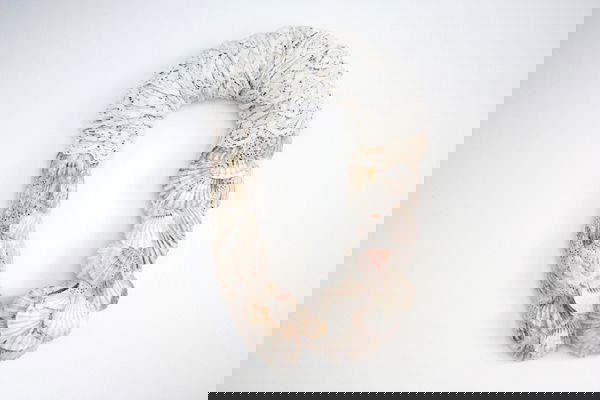 Arianna Giorgi, Abrazo (2006; escayola, válvula, tela). Foto: Gianmaria Giorgi