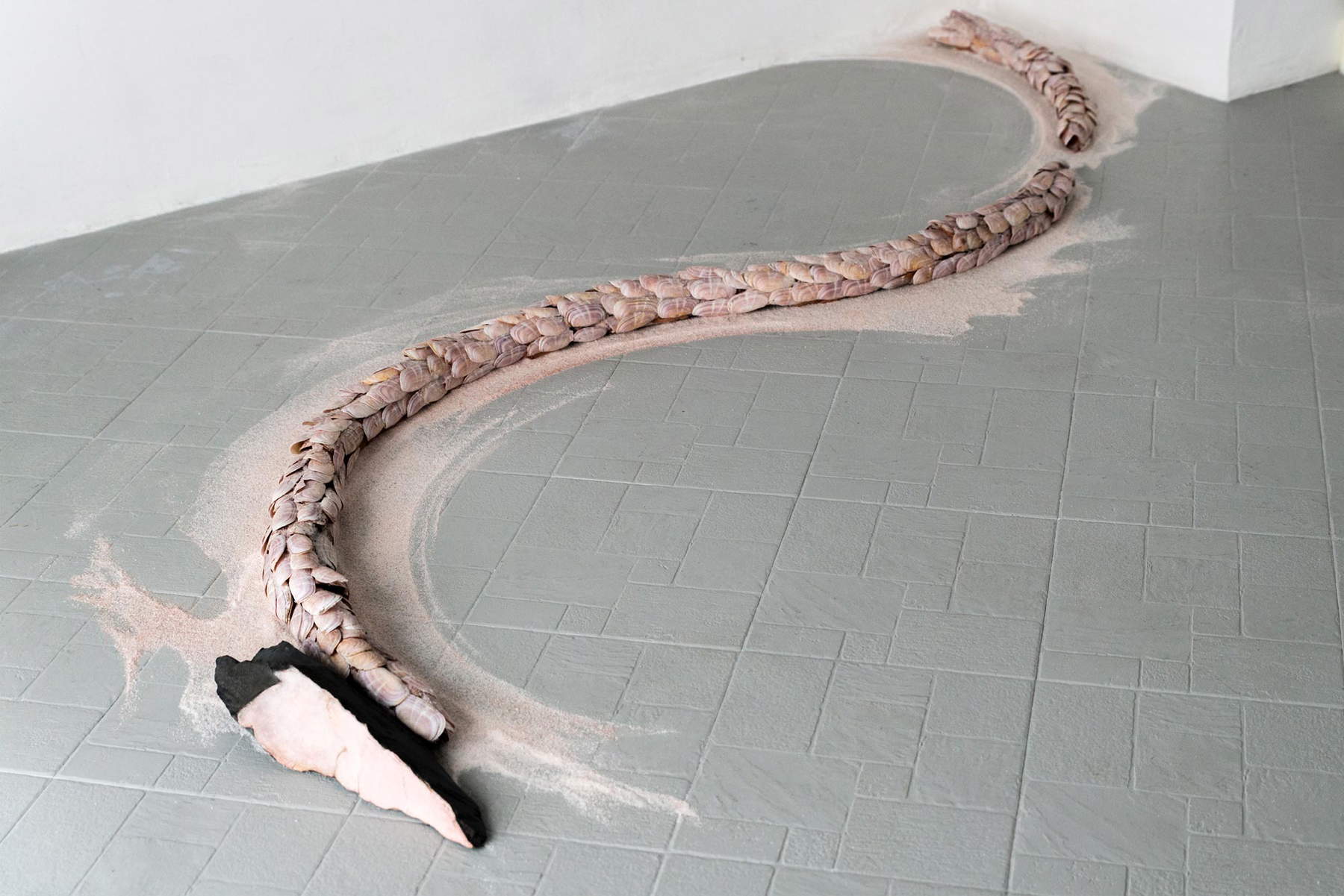 Arianna Giorgi, Lilith (2017; lactarios, terracota, color, sal VAL)