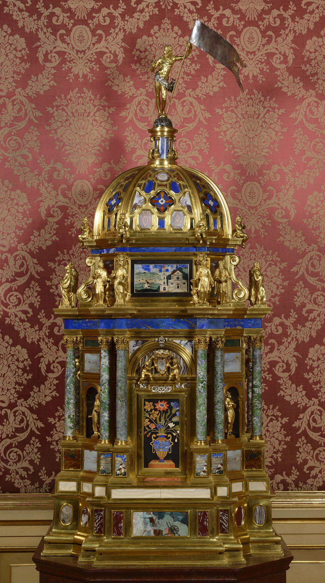 Domenico Montini, Tabernacle (1619 ; bronze, argent et pierres semi-précieuses, 503 x 245 cm ; Madrid, Galerie des collections royales)