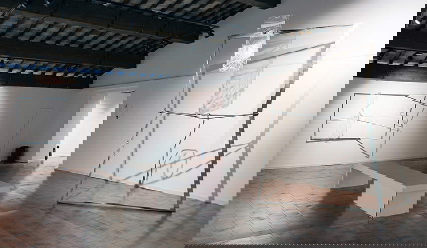 Valdi Spagnulo, Fermar l'aria Sfiorar la luna, installation at Palazzo Sarcinelli, Conegliano (2023). Photo: A. Bellati