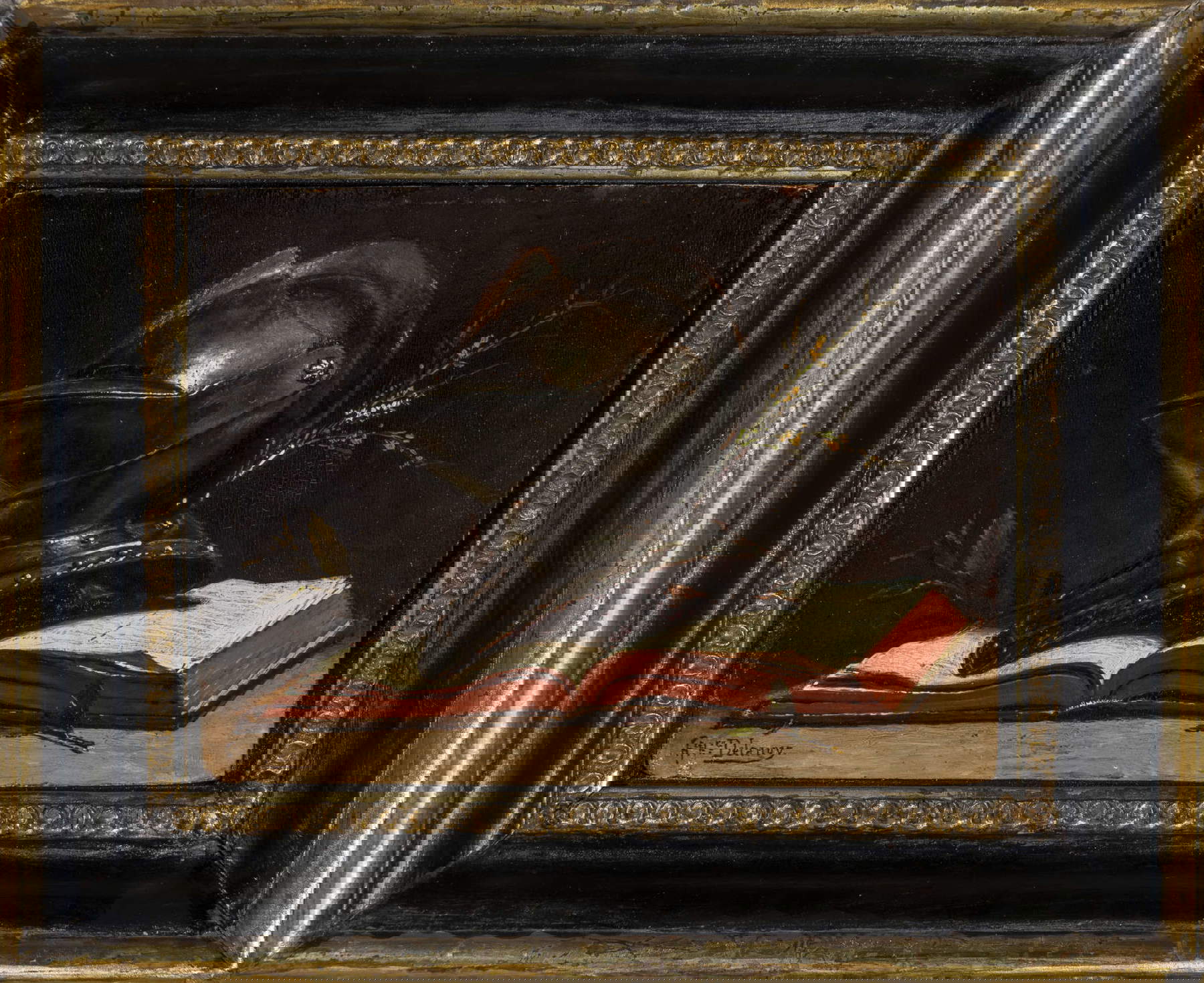 Hyppolite Pierre Delanoy, Stillleben mit Helm (Öl auf Tafel, 12,5 x 16 cm). Präsentiert von Caiati