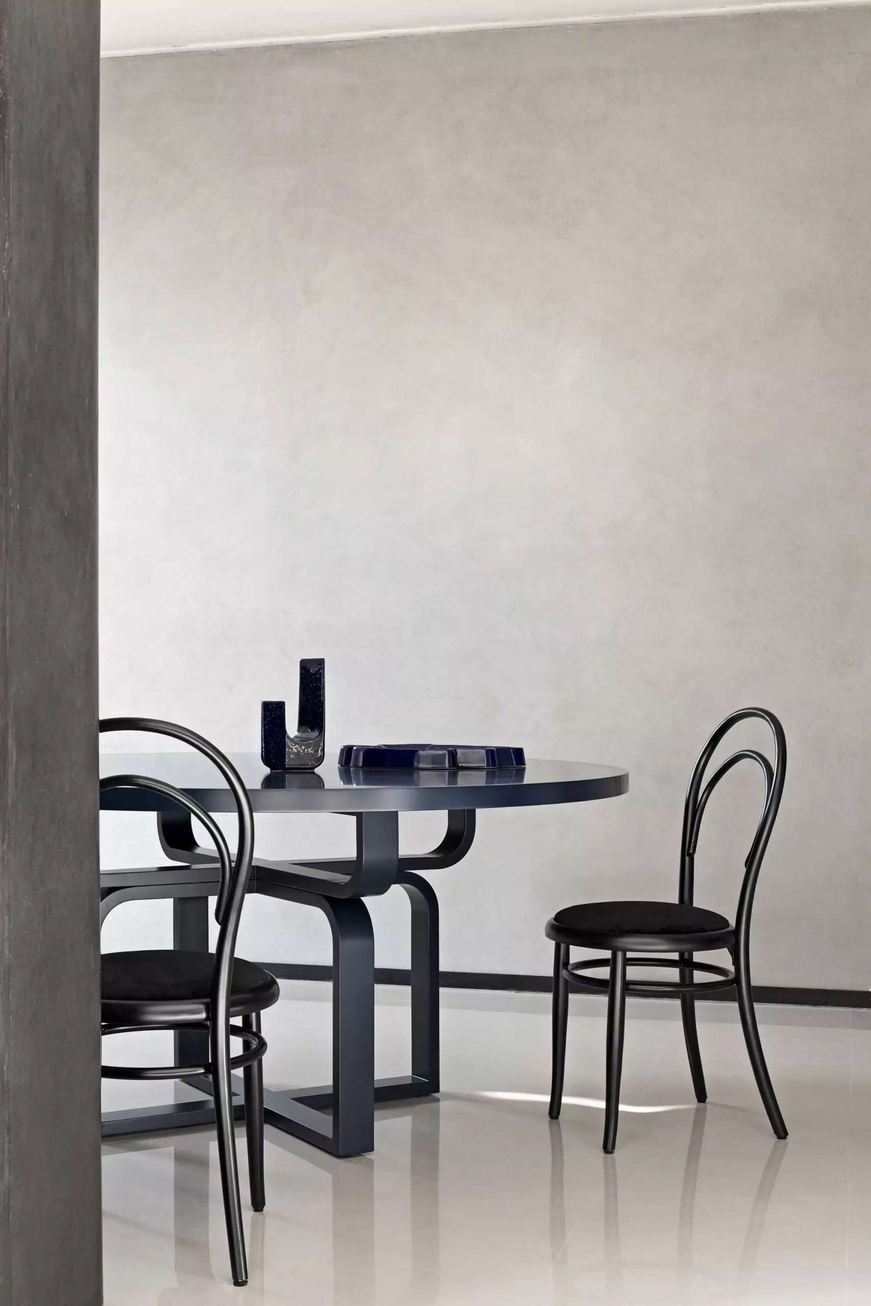 Silla Thonet nº 14. Foto: Gebrüder Thonet Viena Silla Thonet nº 14. Foto: Gebrüder Thonet Viena